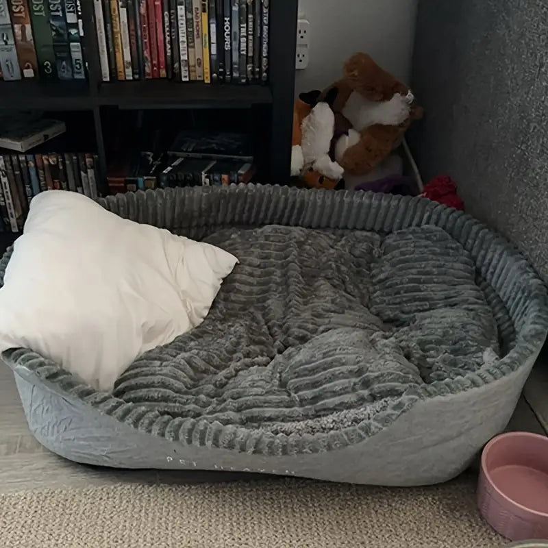 Dreamcatcher Plush Dog Bed – Washable & Bite Resistant